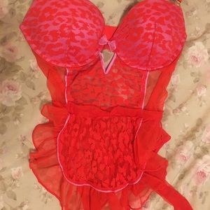 Victoria’s Secret red leopard print baby doll!